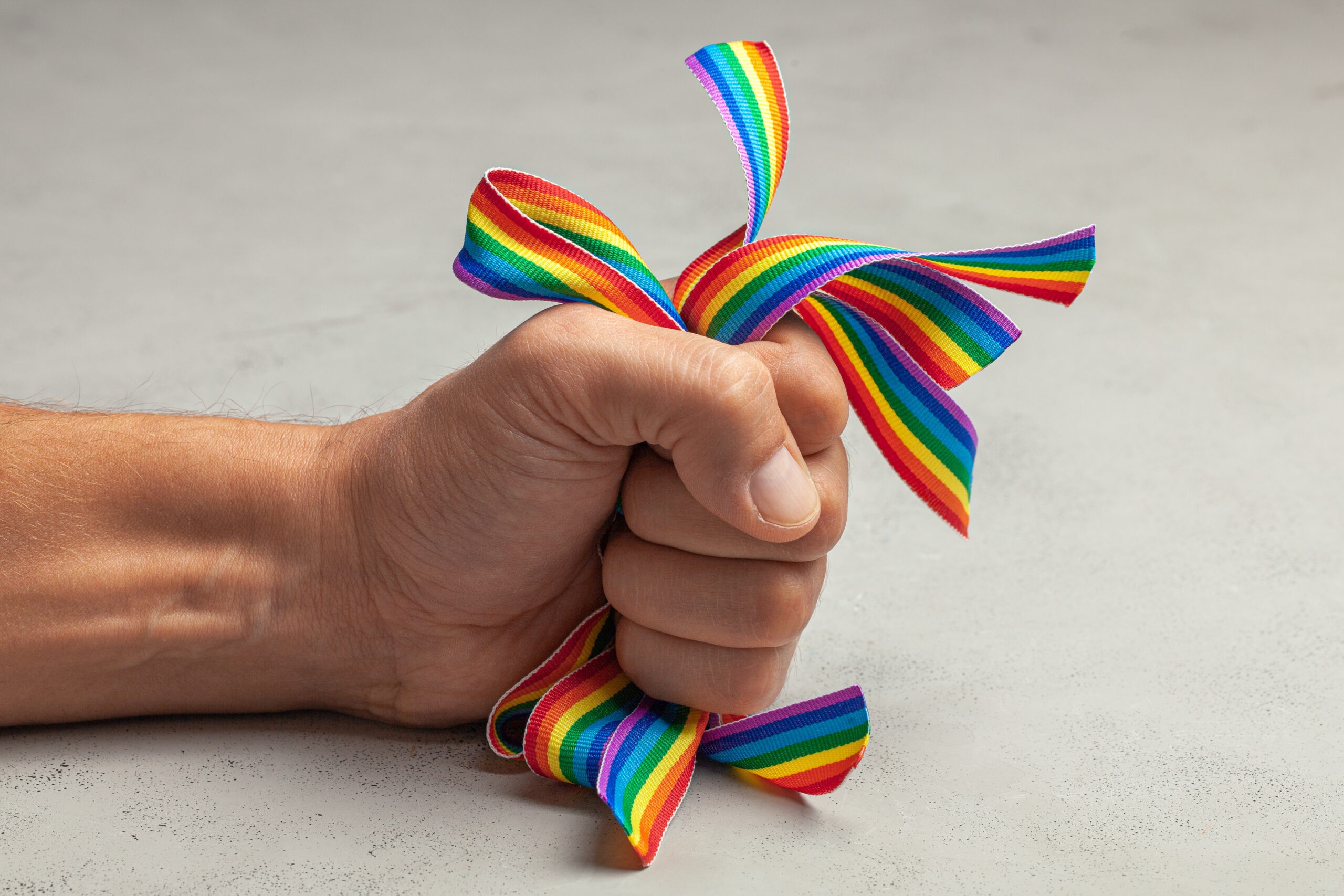 Rusia suprime una organización defensora de los derechos LGBTQIA+ en el país
