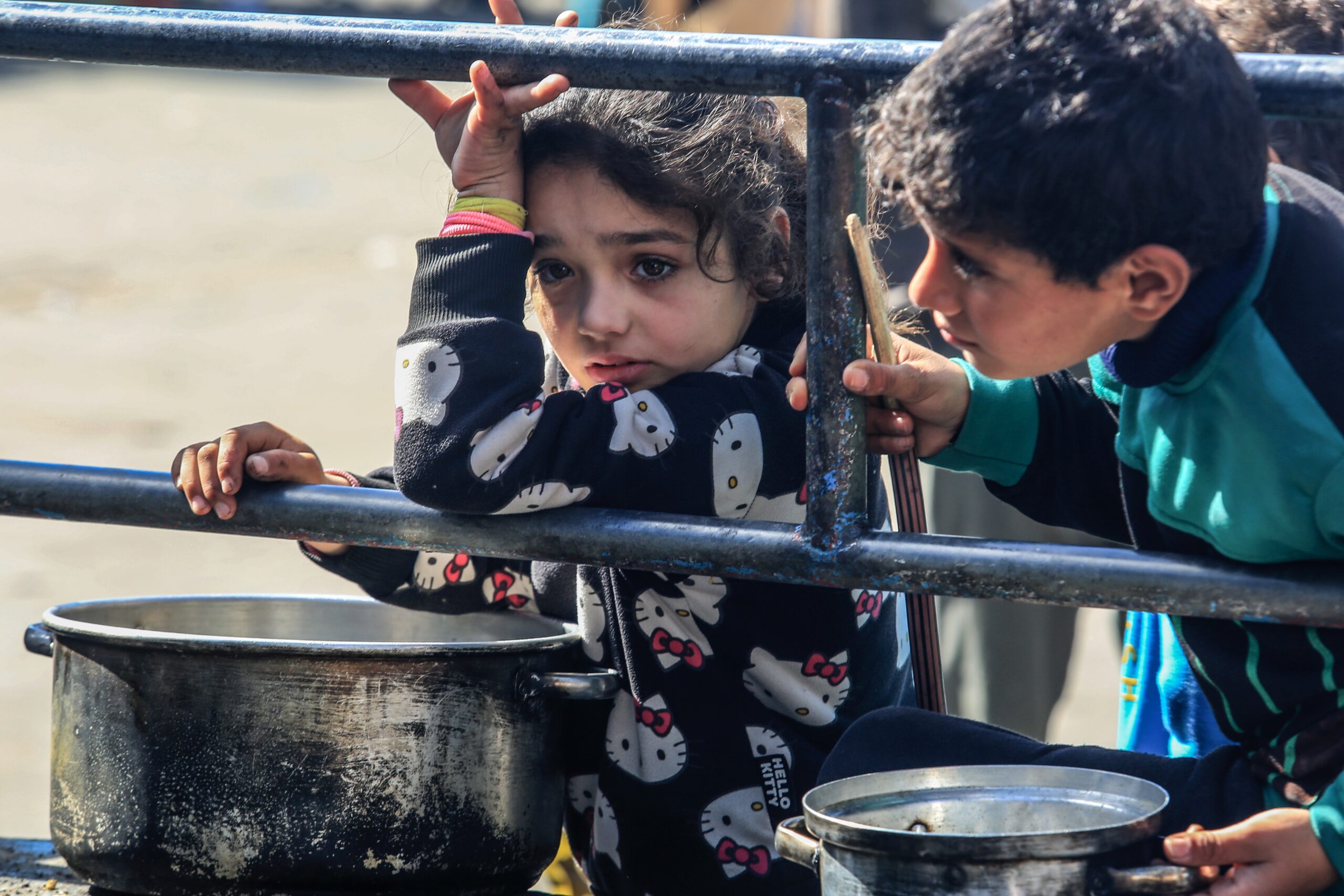 Los niños de Gaza se enfrentan a una hambruna sin precedentes debido al asedio actual
